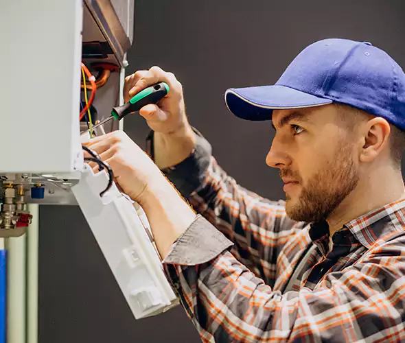 Expert Plumber for Tankless Water Heater Maintenance in Floral Park, NY: Schedule Professional Maintenance Services with Us