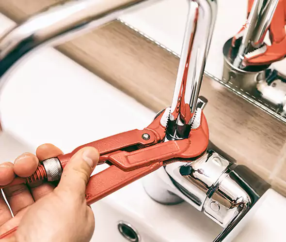 Expert Leak Repair Plumber in Floral Park, NY